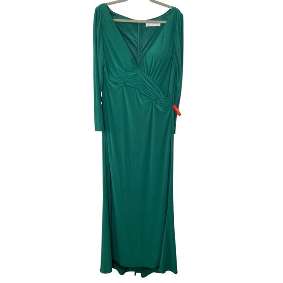 Ieena Mac Duggal 26573 Gown Long Sleeve Ruched Jersey V-Neck Emerald Size 12 - Picture 4 of 11